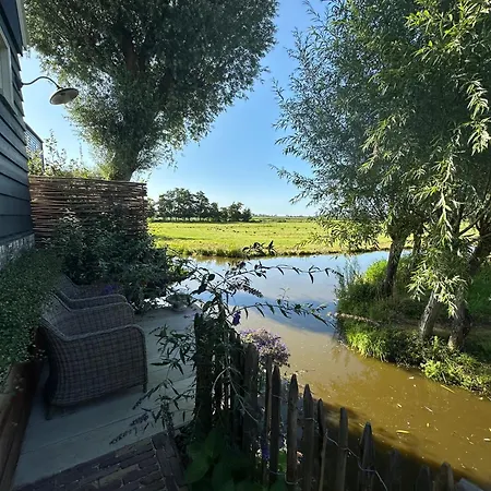 Bed & Breakfast De Wilgenhoeve 3*