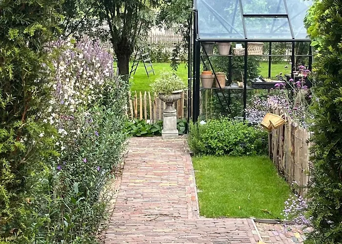 Bed & Breakfast De Wilgenhoeve