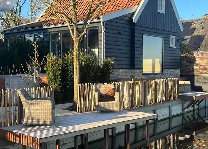 De Wilgenhoeve Bed & Breakfast