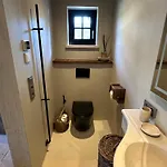 De Wilgenhoeve ベッド・アンド・ブレックファスト 3*